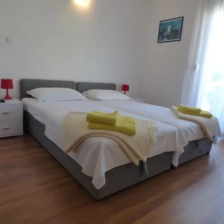 Studio Apartments Buki-2