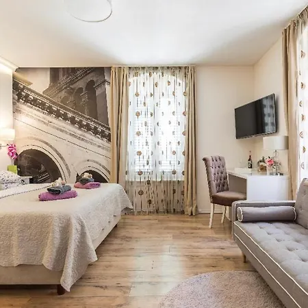 Spalatina Boutique Studio-3