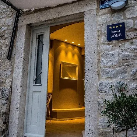 Diocletian Luxury Room-2