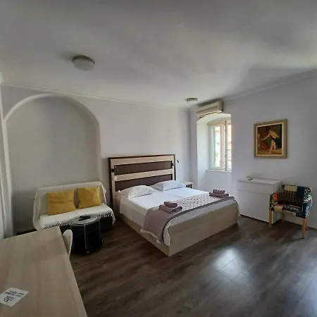 Jr Luxury Guesthouse-3