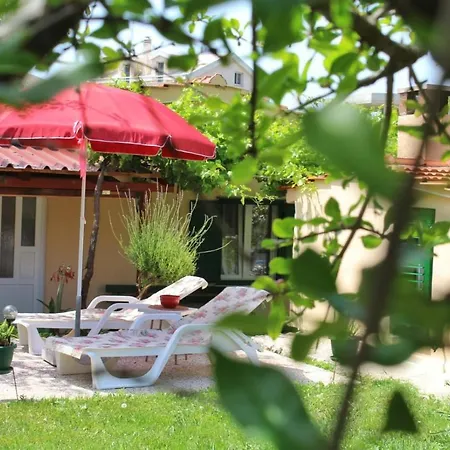Apartment Taja, Cijela Kuca I Vrt Samo Za Vas-2