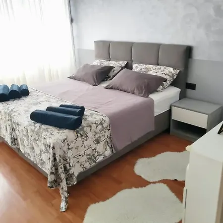 Apartment Sea Queen Split-3