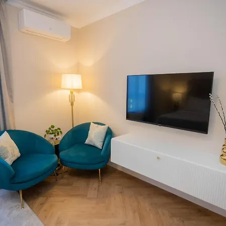City And Style Luxury Rooms Split-3