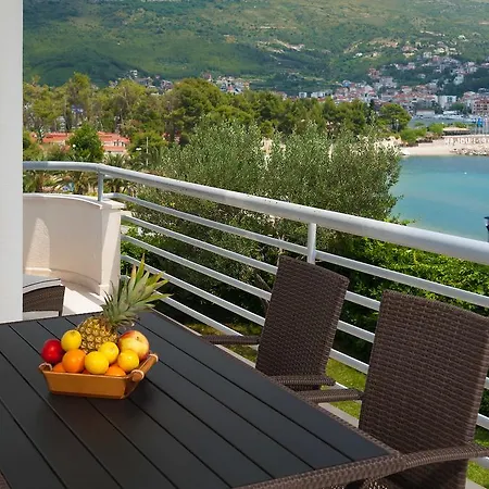 The Beach Apartments-3