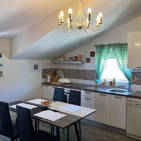 Apartment Near The Beach-2