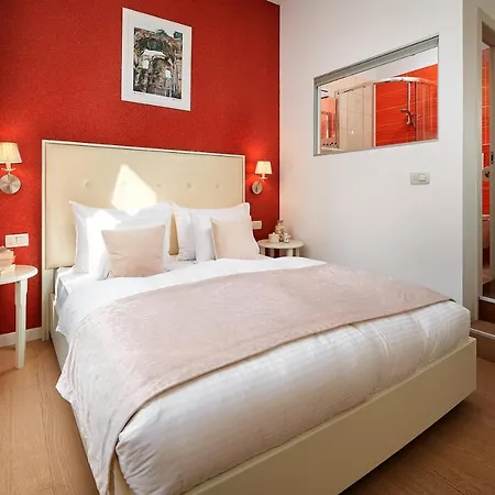 Marmont City Rooms-2