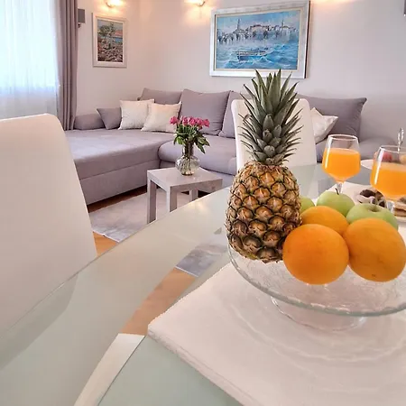 Apartment Leona-3