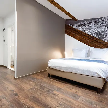Azur Palace Luxury Rooms-3