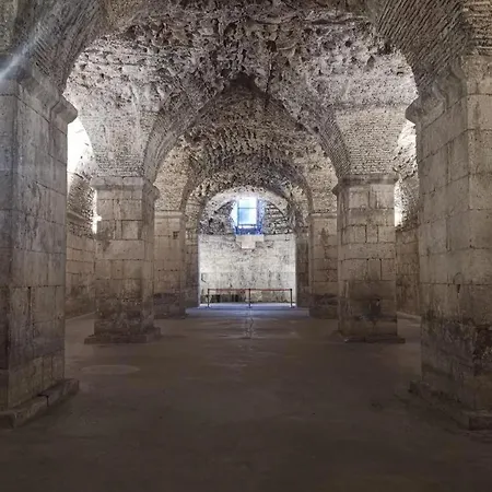 Mihaela Split Centre-3