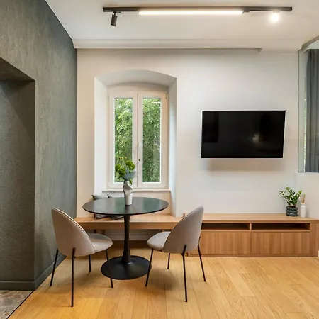 Maroen 3 Lux Apartment Old Town-2