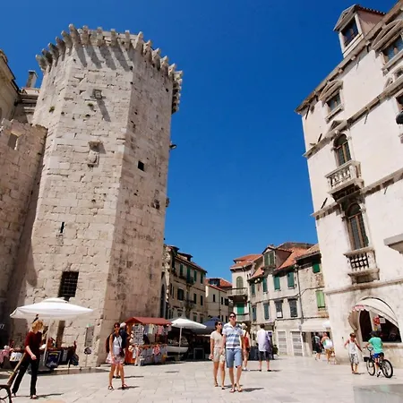 Luxury Bed & Breakfast Rooms Irini, In The Heart Of Split-3