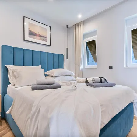 West Coast Deluxe Rooms-2