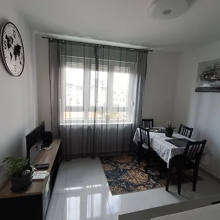 New Studio Apartman Emda U Centru Splita-3