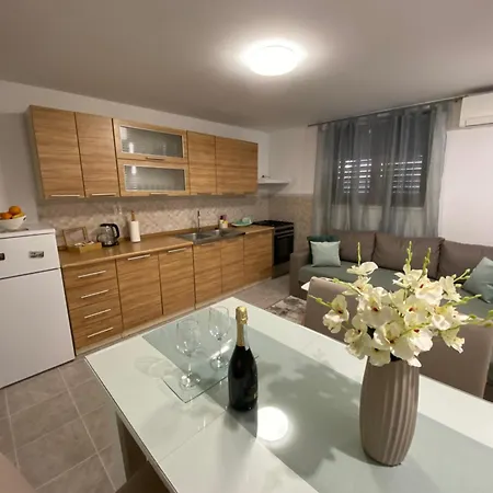 Apartment Bilic-2