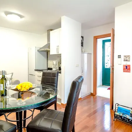 Apartments And Rooms With Wifi Split - 16550-3