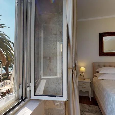 Chrysanta Apartments-2