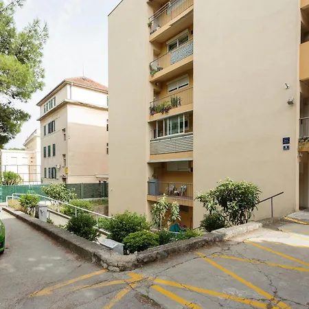 Apartment Marin-Late Check In Available-3