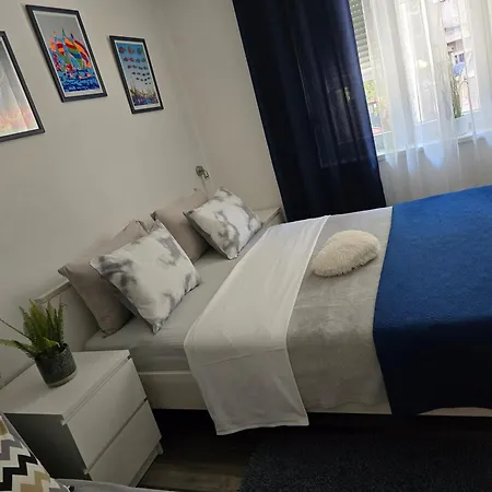 Lucky Rooms-3