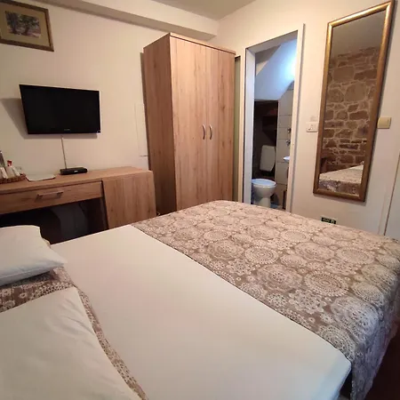Guesthouse Mirula-2