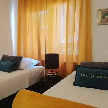 Apartment Goodmood-3