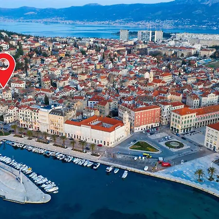4 Bedroom Beach Front Home In Split-3