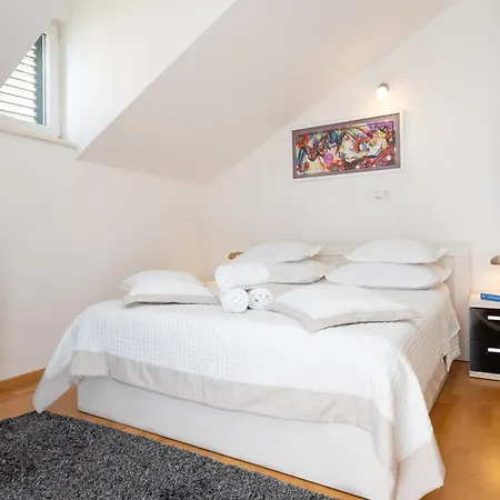 Apartment Dome-2