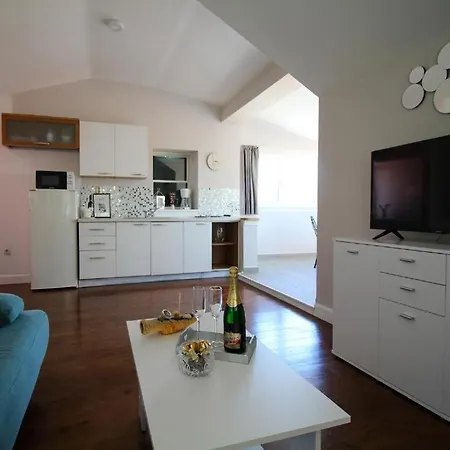Villa Varos-Charming Stone House In Split Old Town-2