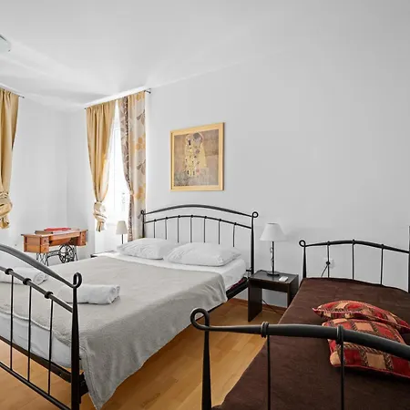 Apartment Bose-3