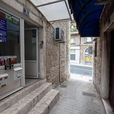 Apartment Dea-3