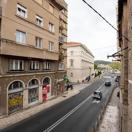 Apartment Dea-2