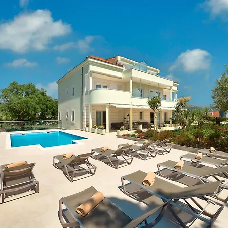 Luxury Apartments Villa Klara-2