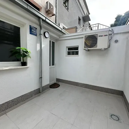 Apartmani Mare-3