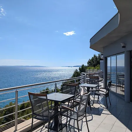 Ark Beach Apartments-2
