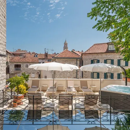 Marmont Heritage Hotel (Adults Only)-3