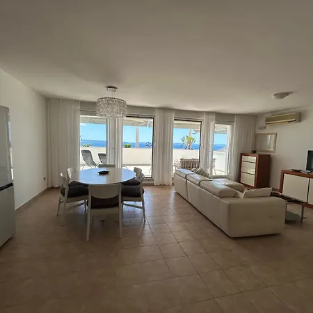 Beach Apartment Lux View-2