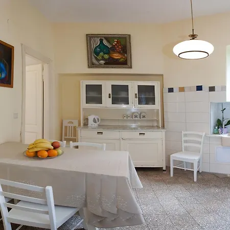 Gianina Apartment-3