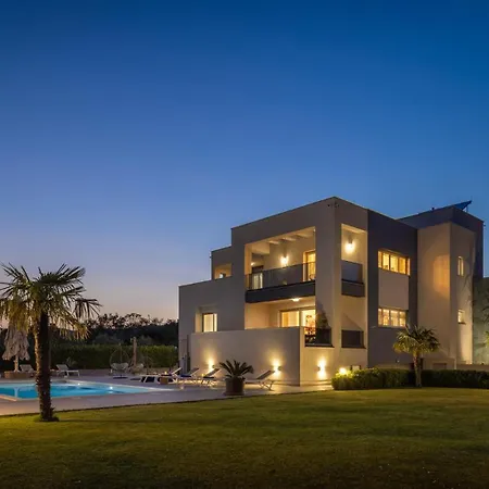 Villa Marijeta Exclusive 5 Star Villa With 50Sqm Private Pool, 6 Bedrooms And Playroom-2