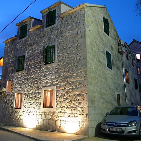 House Sandra-2