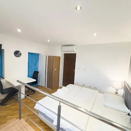 Dreams Apartment Bacvice-3