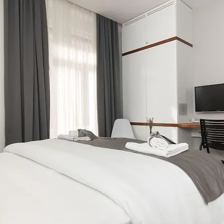 Prima Luxury Rooms-3