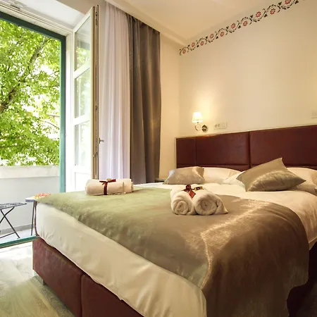 Well Of Life Luxury Rooms-3