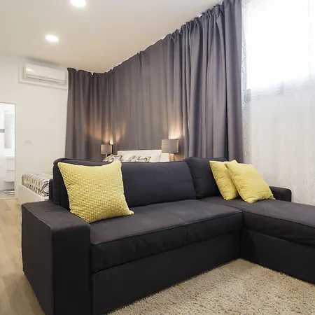 Apartment Aspalathos Centar - City Center, A Few Minutes' Walking Distance To The Unesco Palace, Parking Lot In Front Of The Apartment-2