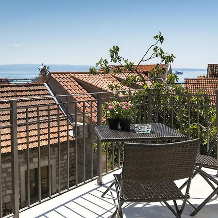 Nera Luxery Apartments-3