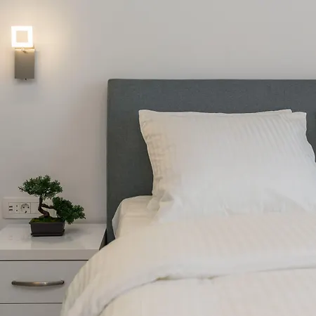 Luxury Studios & Rooms Seven-3