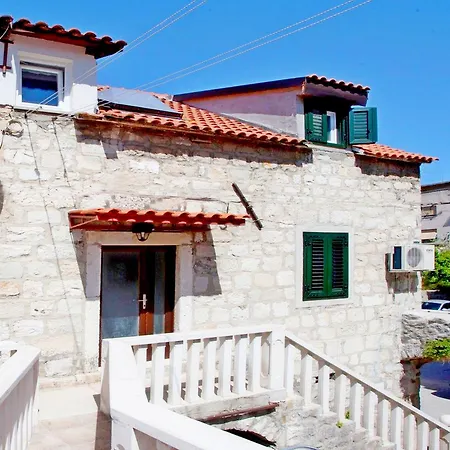 Apartments Rina-2