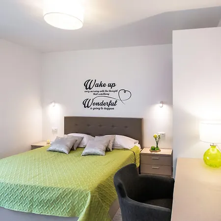 L&L Apartments-3