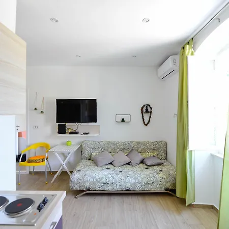 Apartments Bulovic In The Very Center Of Split-3