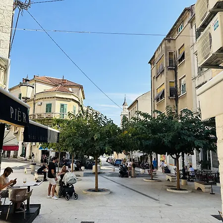 Apartment Ne-Do In Split Varos-2