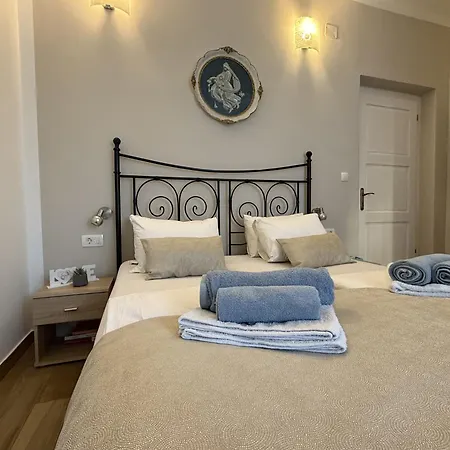 Rooms Lucia-3