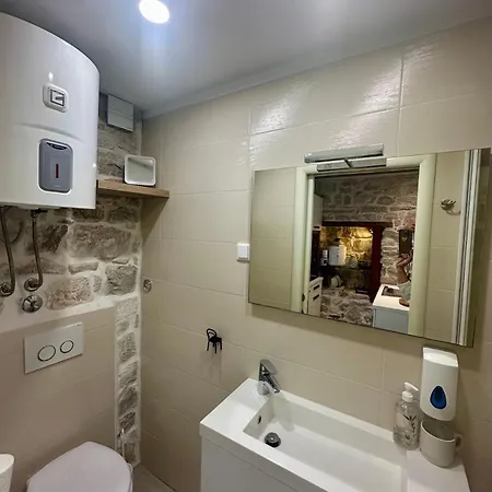 Guest House Laura-2